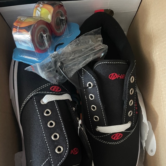Heelys - Picture 2 of 6